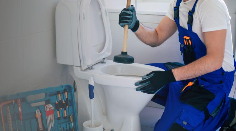 Local expert plumbing services in Eaton, IN